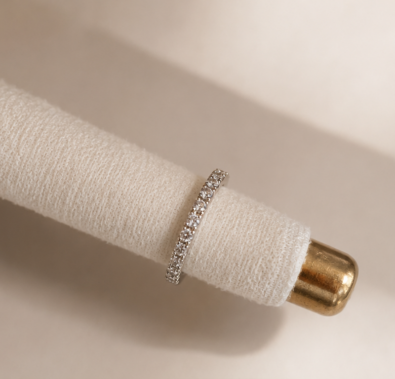 Anillo circonitas baño de oro de 18K
