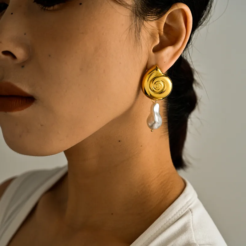 Aretes de concha con perla caída-Acero inoxidable 316L-C5 Aretes de concha con perla caída