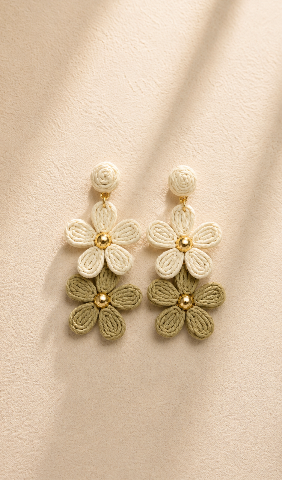 Aretes de flor de tela doble-C$ Aretes de flor de tela doble