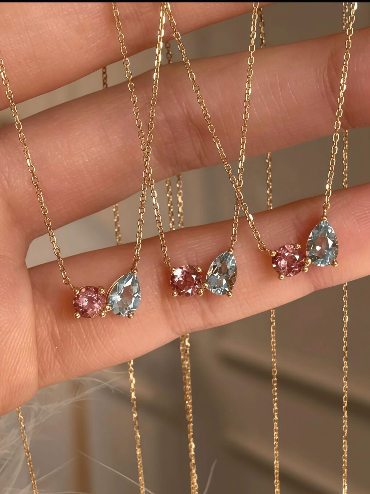 Cadena con dije celeste y rosa y baño de oro de 18K-Plata 925-C5 Cadena con dije celeste y rosa y baño de oro de 18K