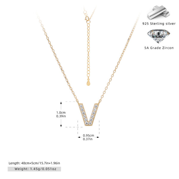Cadena con dije de inicial V chapado en oro de 18K
