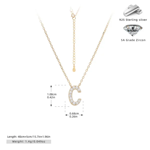 Cadena con dije de inicial C chapado en oro de 18K