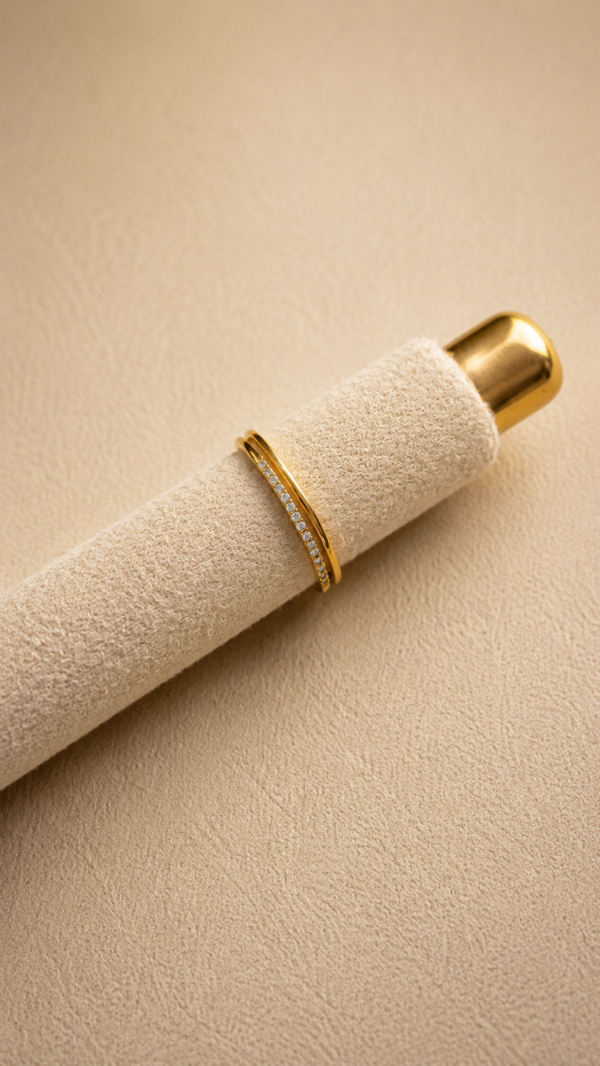 Anillo doble con circonitas y baño de oro de 18K