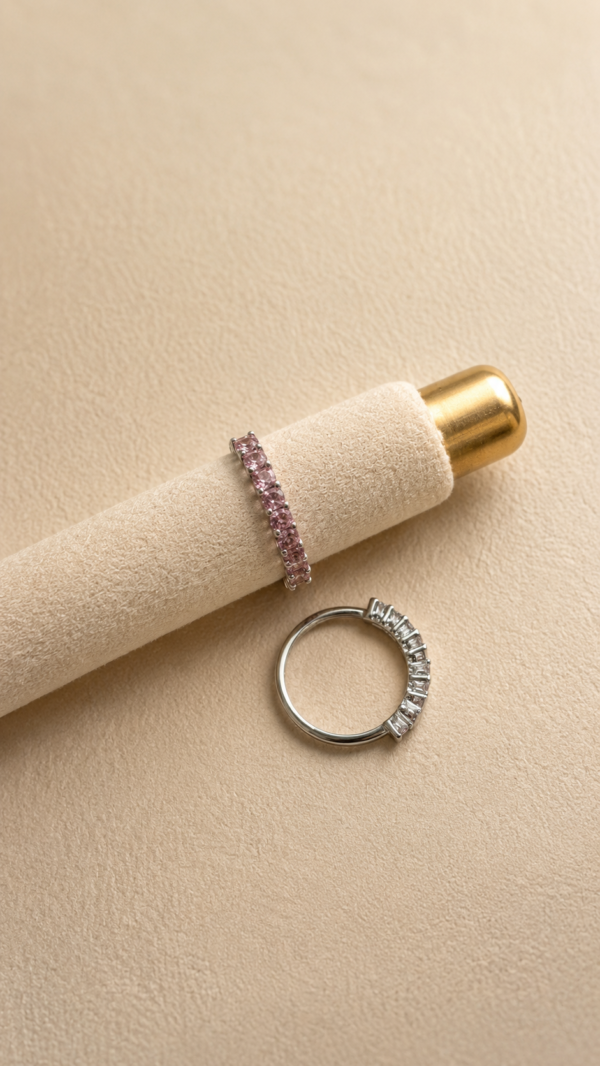 Anillo con circonitas rosas plata
