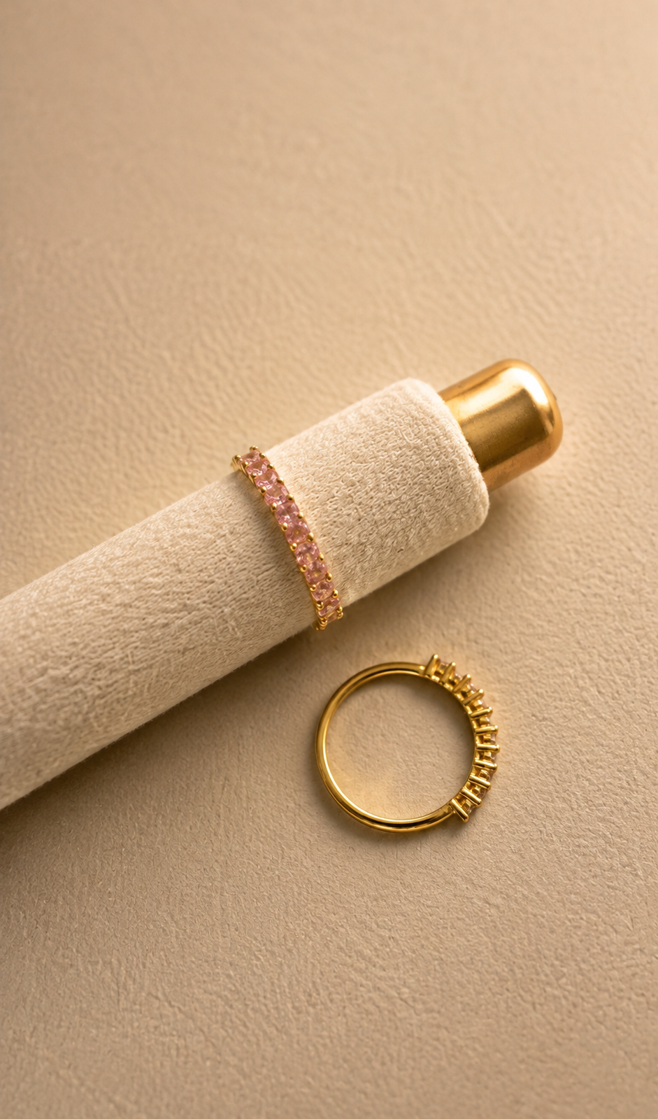 IMG_4427 Anillo con circonitas rosas y baño de oro de 18K