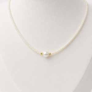 Collar piedras blancas