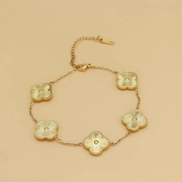 Pulsera Van Cleef dupe baño de oro de 18K
