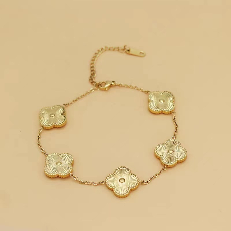 Pulsera Van Cleef dupe baño de oro de 18K