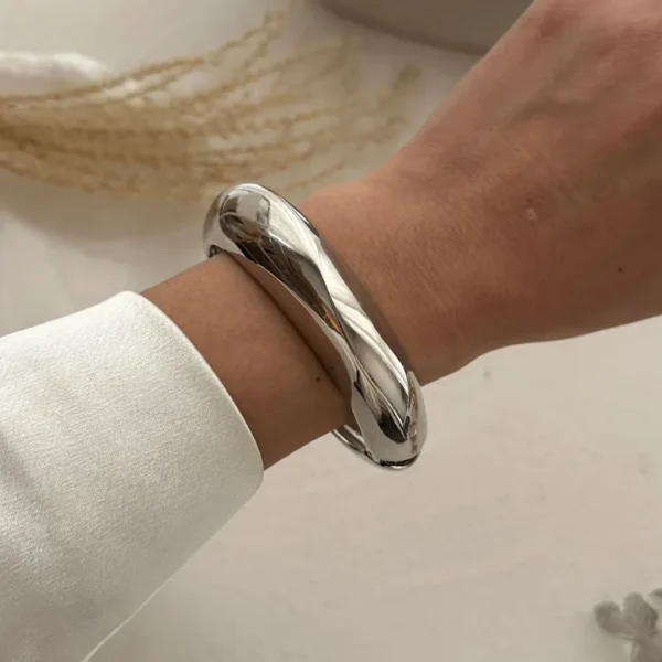 Pulsera color plateado chunky
