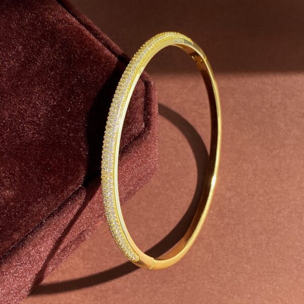 Pulsera con baño de oro de 18K