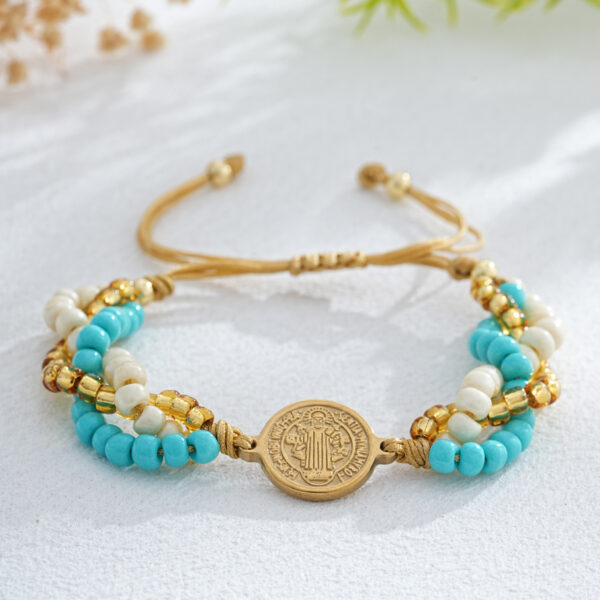 Pulsera con dije de San Benito