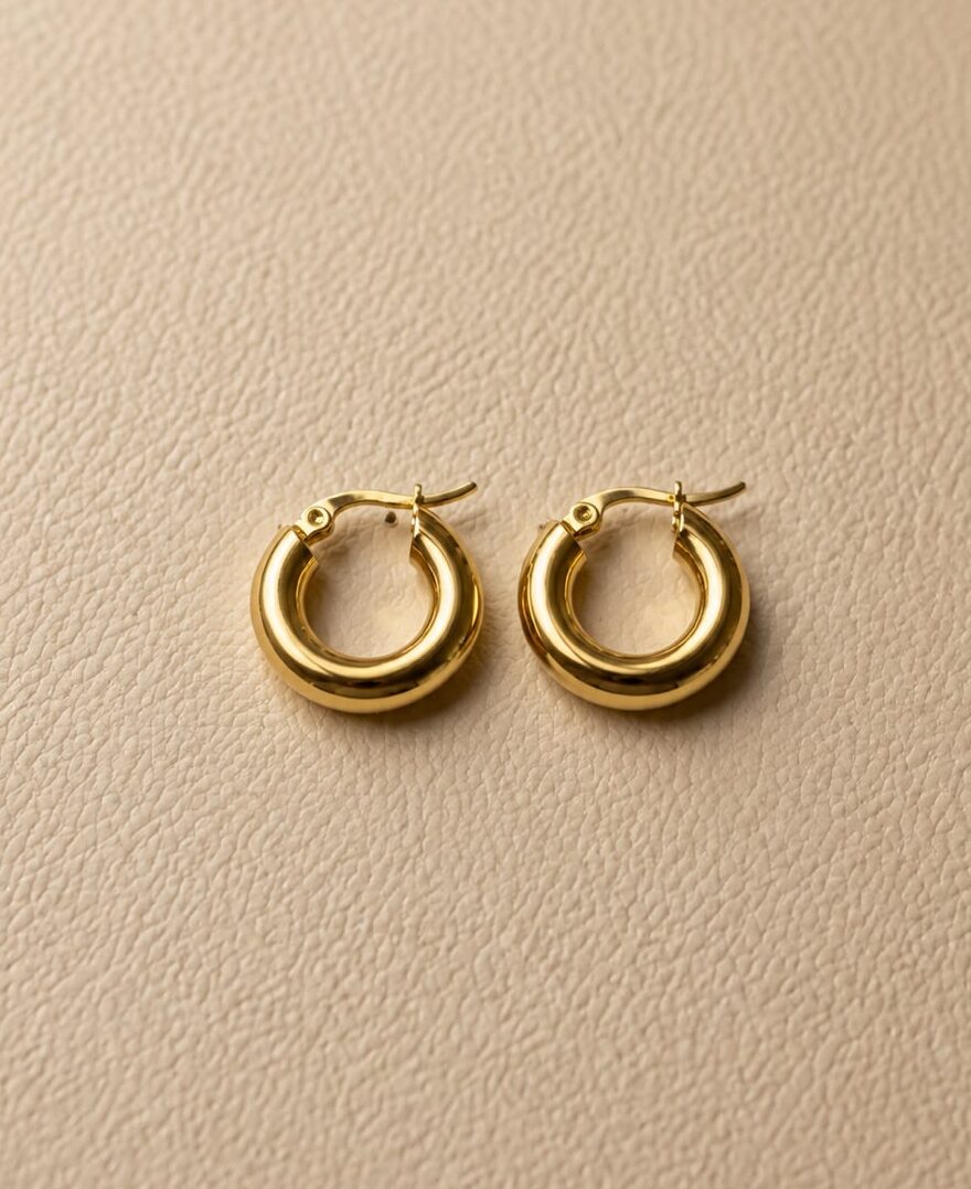 WhatsApp Image 2026-08-25 at 5.02.16 PM (1) Hoops clásico con baño de oro de 18K